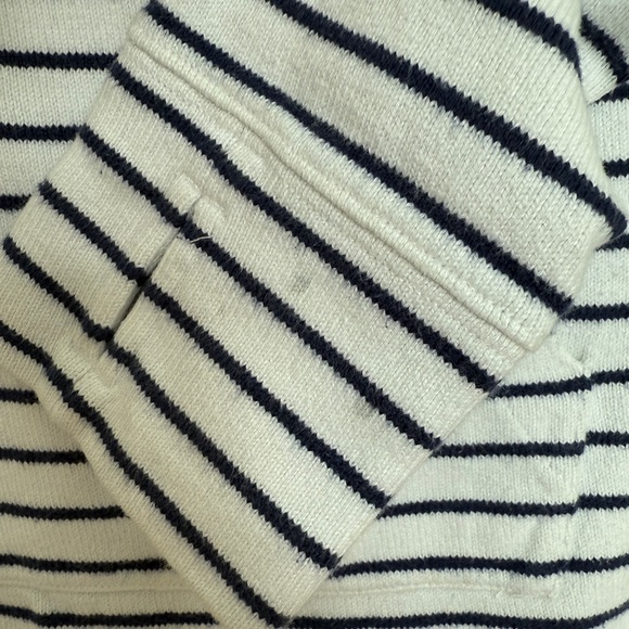 Vineyard Vines Dreamcloth Women’s Striped Quarter-Zip Pullover with Flag Patch. - Picture 12 of 13